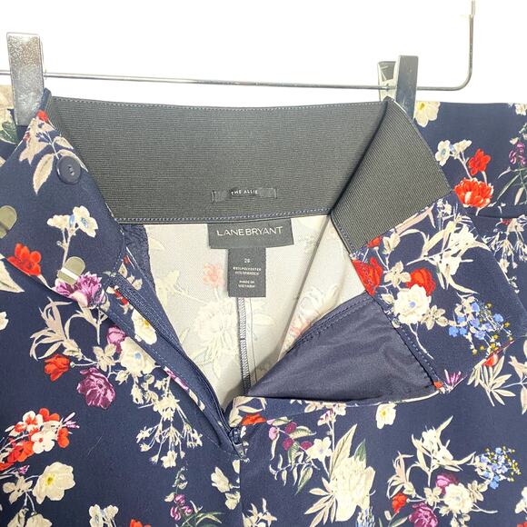 Lane Bryant "The Allie" Navy Floral Wide Leg Four Pocket Pants Size 28 - Picture 7 of 10